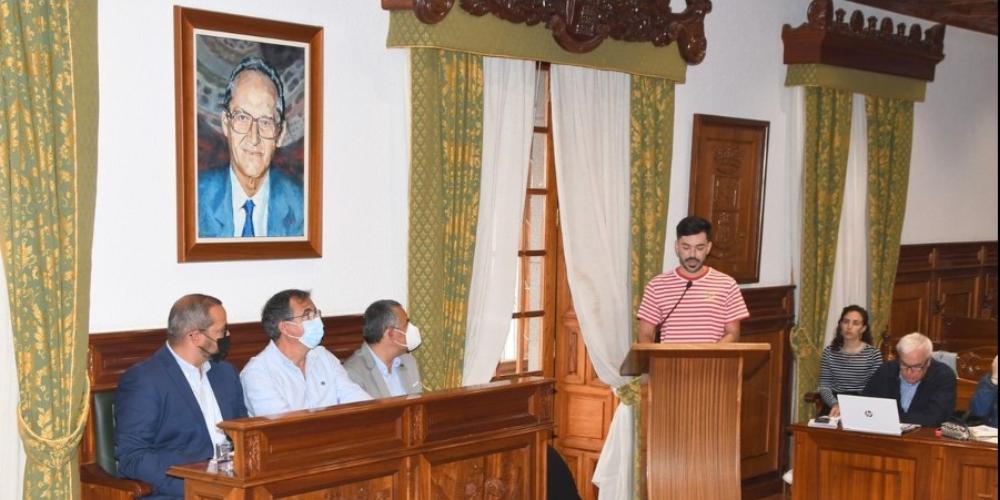 Imagen de Tomás Galván en el Ayuntamiento de Telde