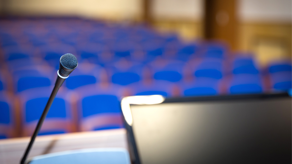 Seminarios y congresos
