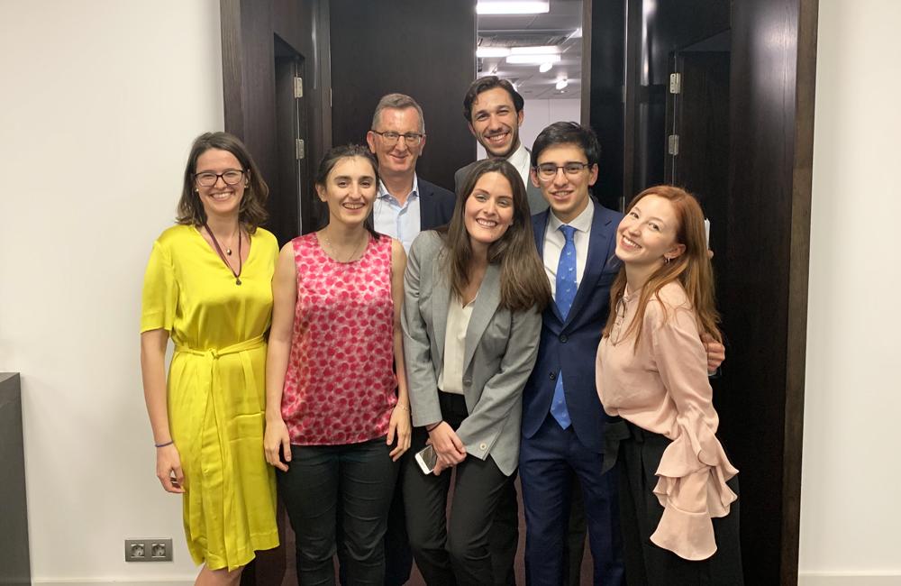 Alumnos del MAI participaron en el Barcelona Vis Pre-moot