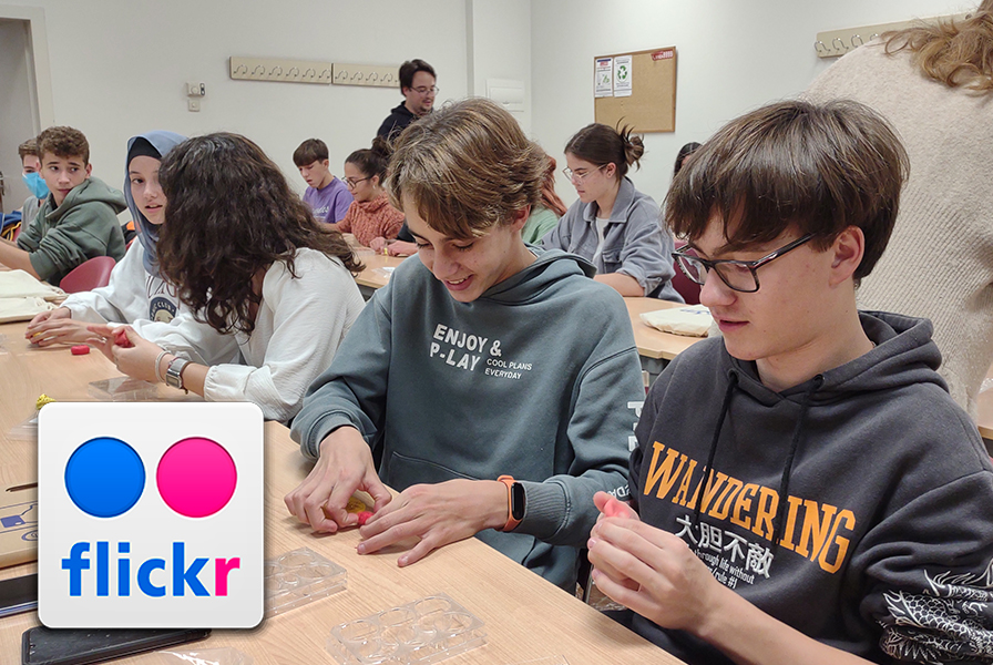 Alumnos en el taller