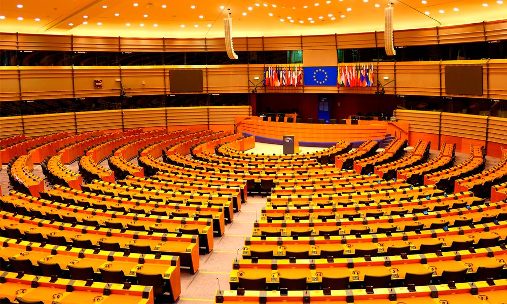 Sala del parlamento europeo vacía