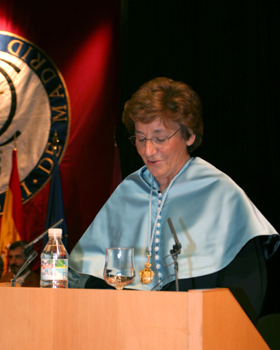 Discurso de investidura como Doctora Honoris Causa de la Profesora Doña Josefina Gómez Mendoza