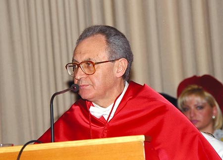 Discurso de investidura como Doctor Honoris Causa del Profesor Don Paolo Mengozzi