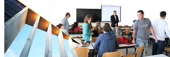 Alumnos durante una clase