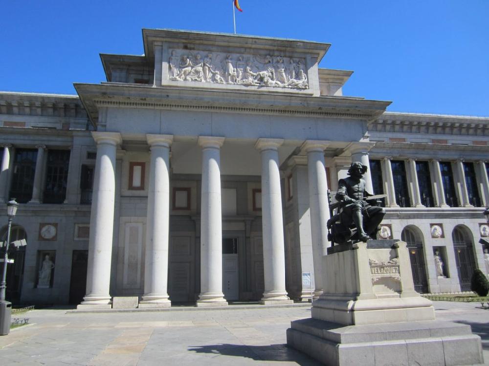 Entrada del Museo Nacional del Prado