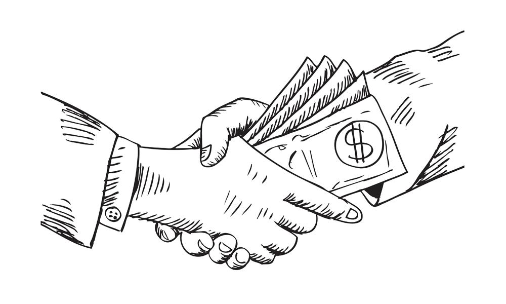 Dos manos estrechadas pasándose billetes de dinero