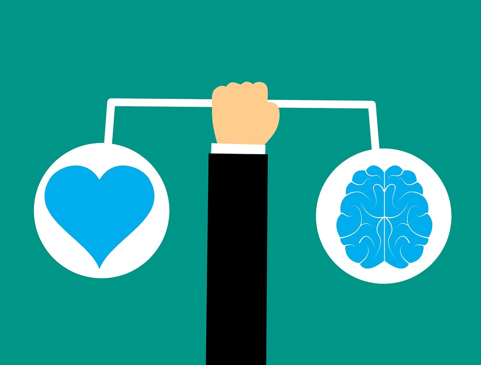 Balanza entre cerebro y corazón