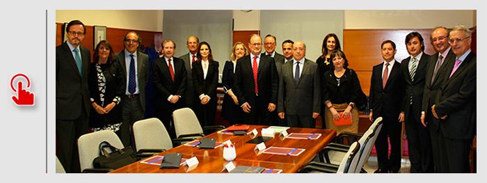 Foto con los miembros que componen el Consejo Empresarial del Máster