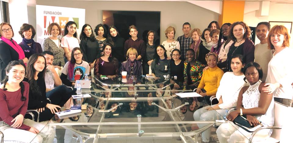 Directora de la Cátedra y grupo 