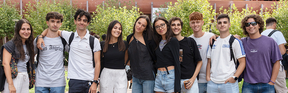 Grupo de jovenes