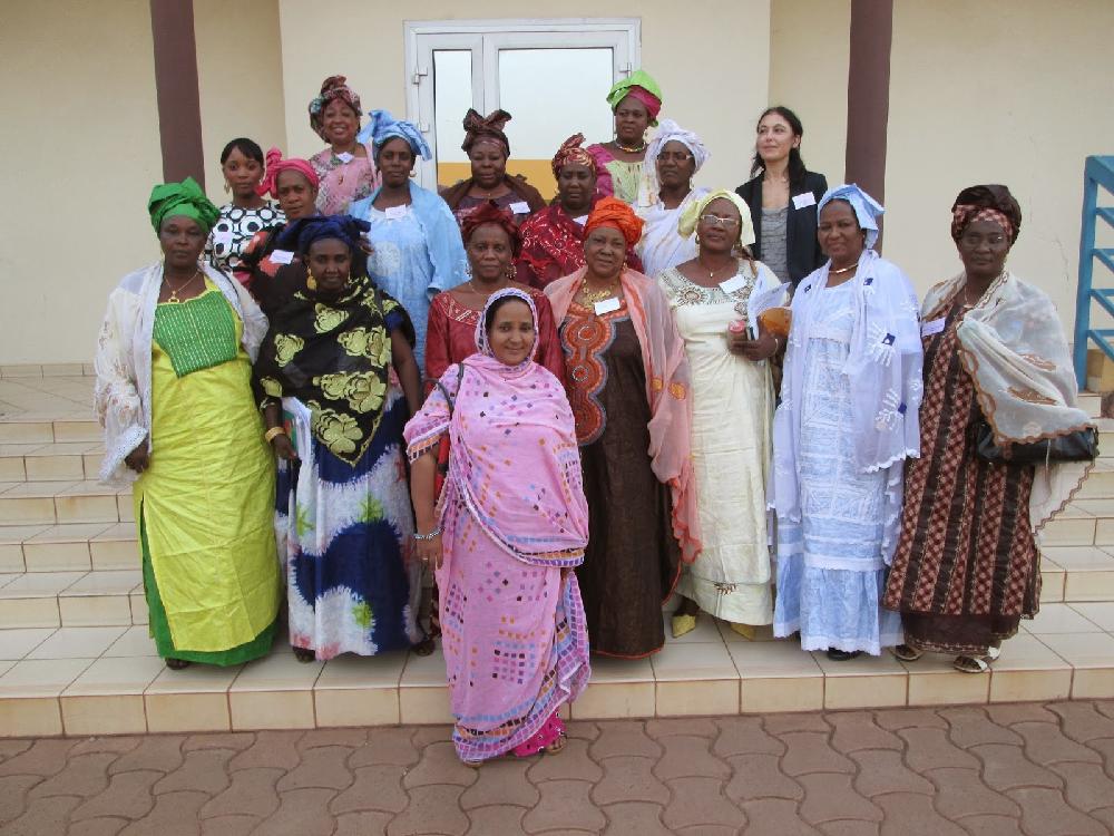 MUJERES DE MALI POR LA PAZ