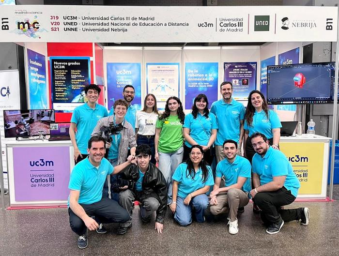 Parte del equipo de personas de la UC3M que participó en la Feria de Madrid es Ciencia de 2026
